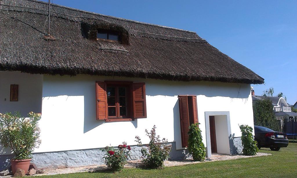 Country House Balaton 펄로즈너크 외부 사진